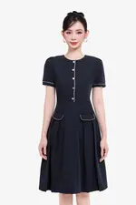 Đầm xòe công sở cổ tròn phối nút viền ren