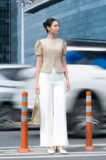 Áo kiểu công sở nữ màu be