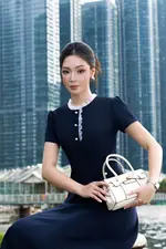 Áo peplum công sở cổ ren phối nút