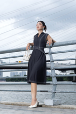 Đầm jean dáng xòe viền trắng kèm thắt lưng