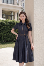 Đầm jean dáng xòe cổ sơ mi phối khóa kéo