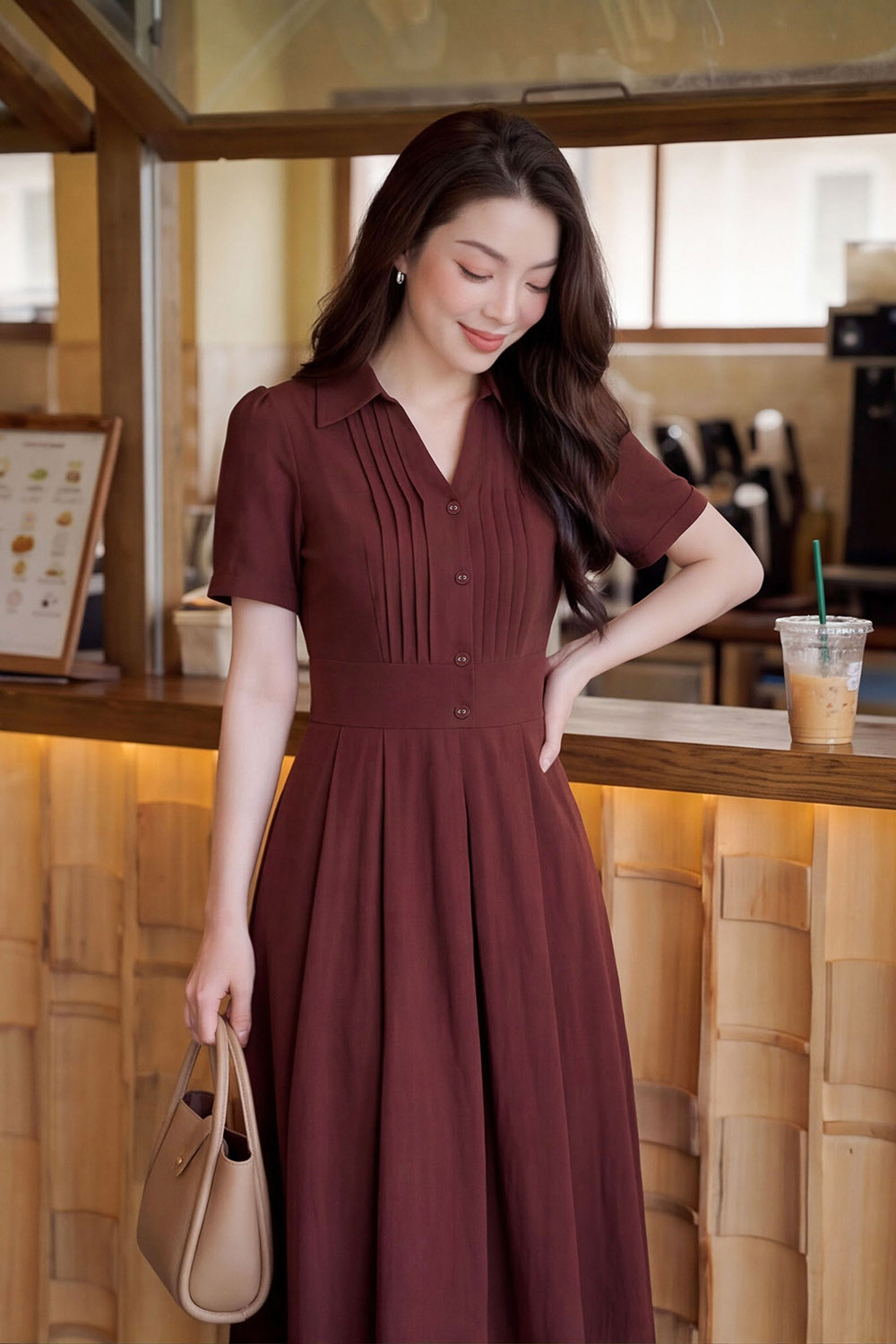 Đầm công sở màu đỏ dáng xòe cổ sơ mi