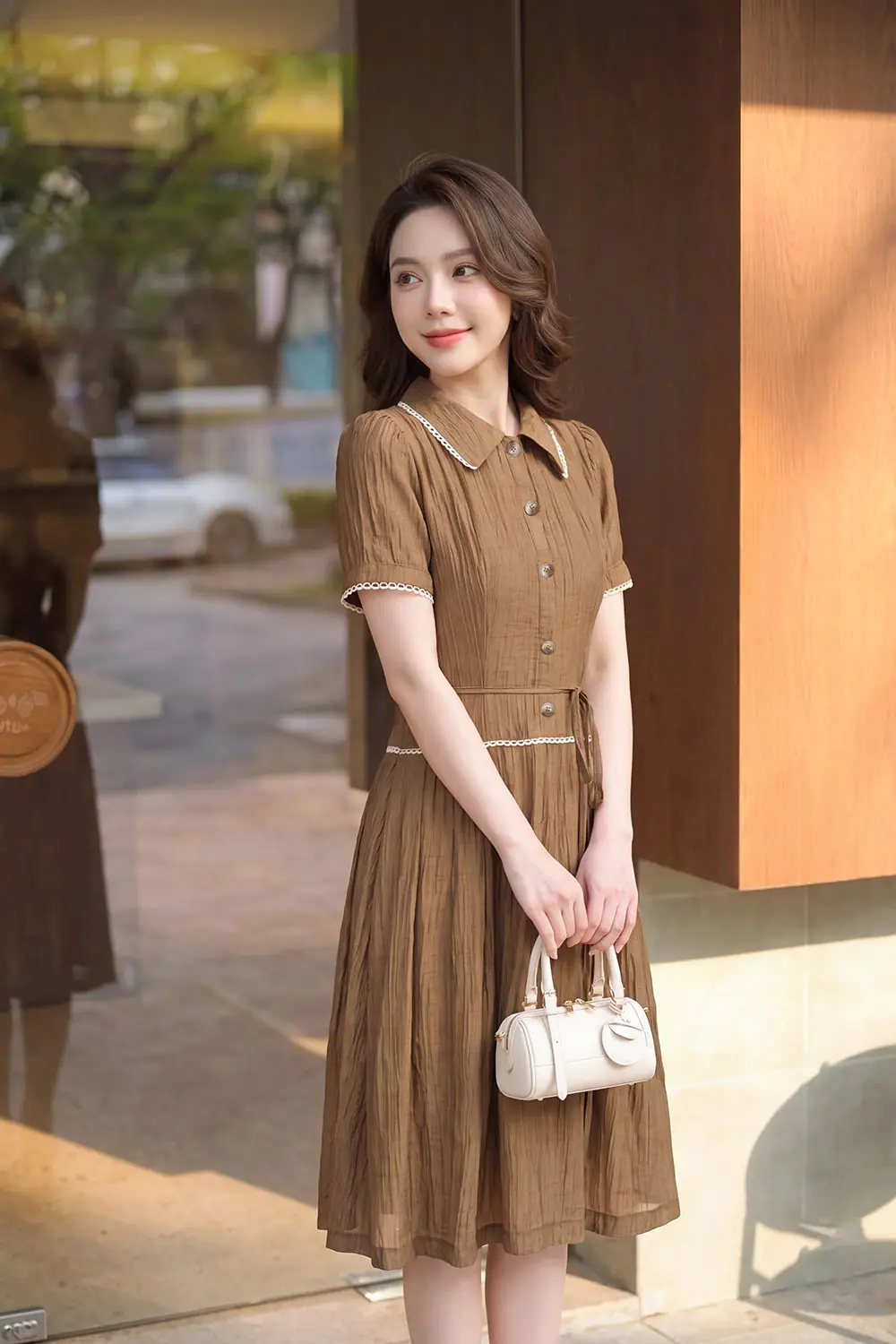 Đầm nâu tơ cổ sen viền ren dáng xòe KK189-07