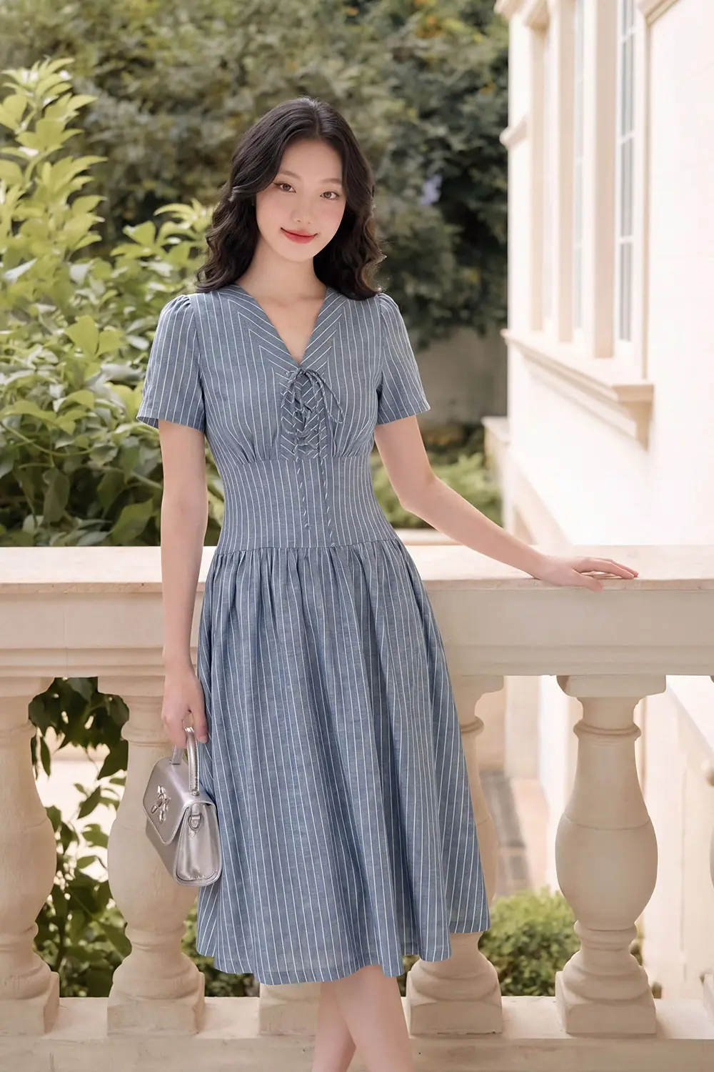 Đầm thiết kế dáng xòe họa tiết kẻ sọc KK189-32