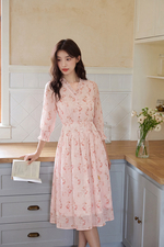 Đầm hoa màu hồng dáng xòe tay lỡ