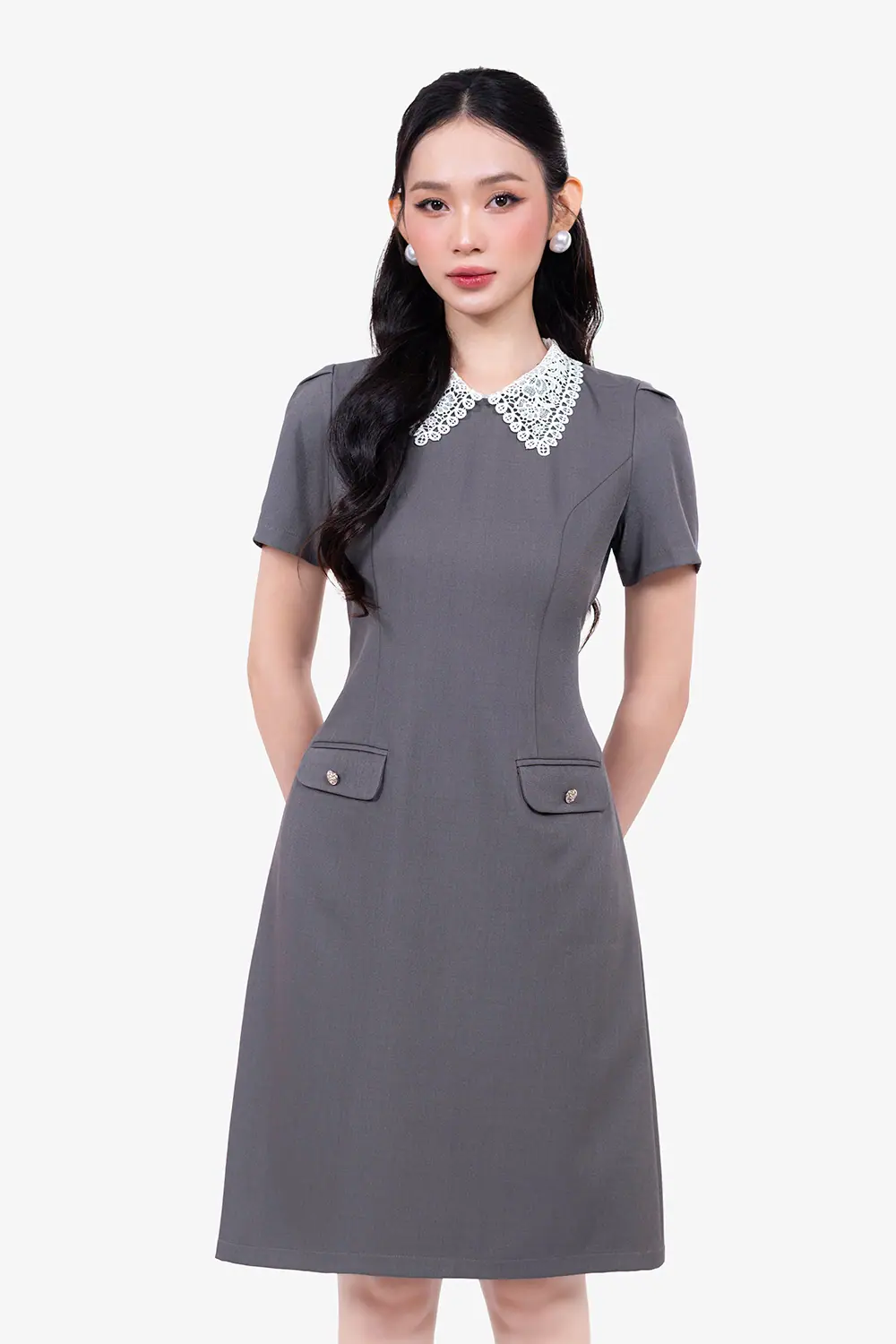 Đầm công sở chữ A màu xám cổ phối ren