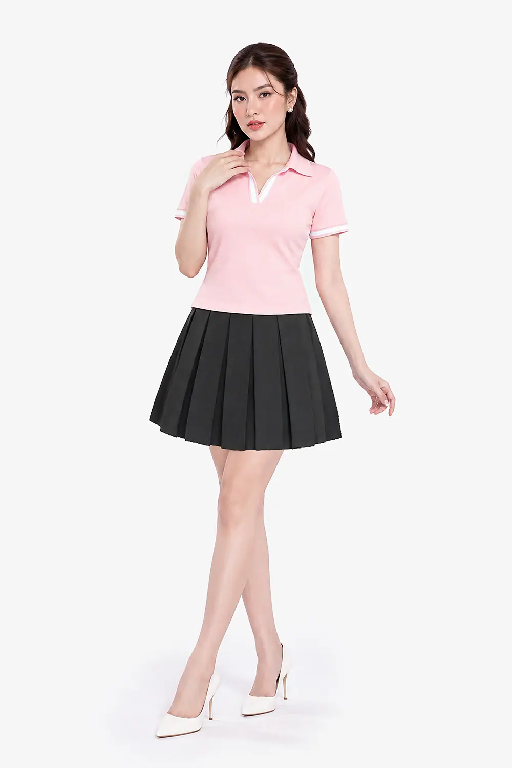 Áo thun polo màu hồng viền trắng