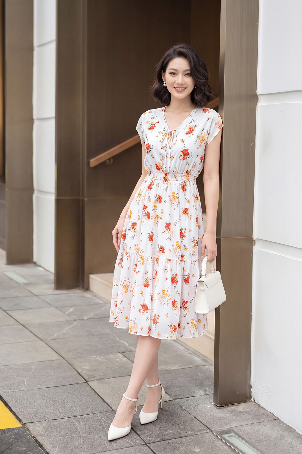 Đầm trắng họa tiết hoa dáng xòe eo bo chun