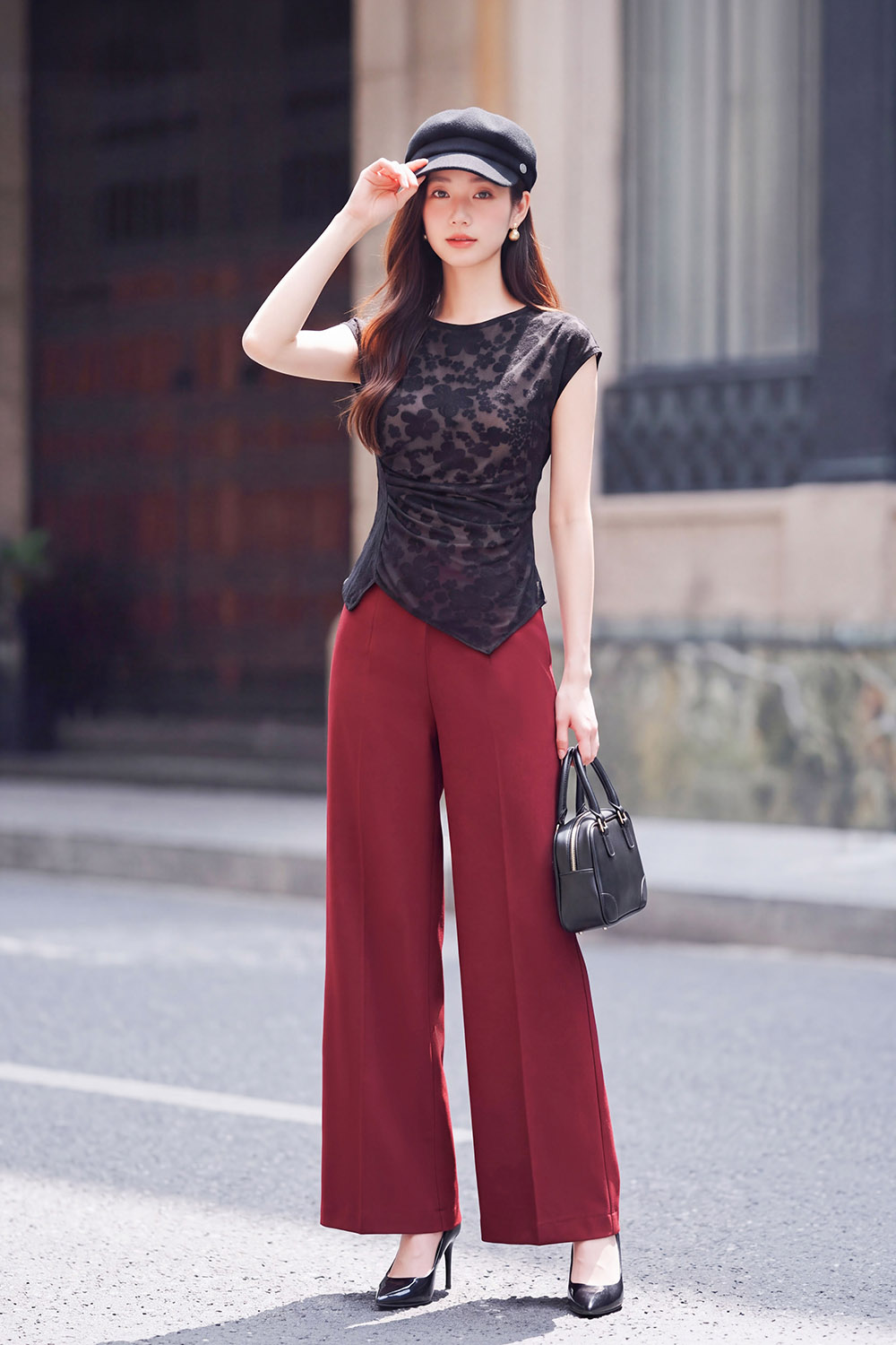 Quần suông công sở màu đỏ đô