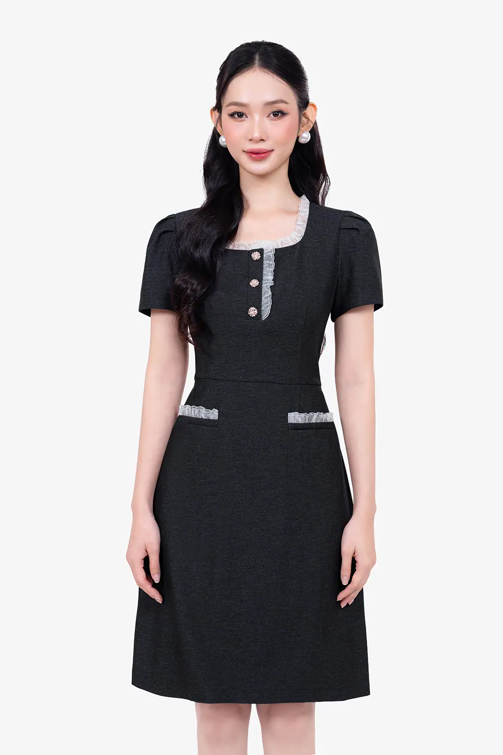 Đầm jean dáng chữ A cổ vuông phối viền bèo