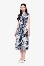 Đầm chữ A đắp chéo nhấn eo họa tiết hoa lá
