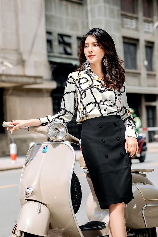 Chân váy bút chì áo sơ mi