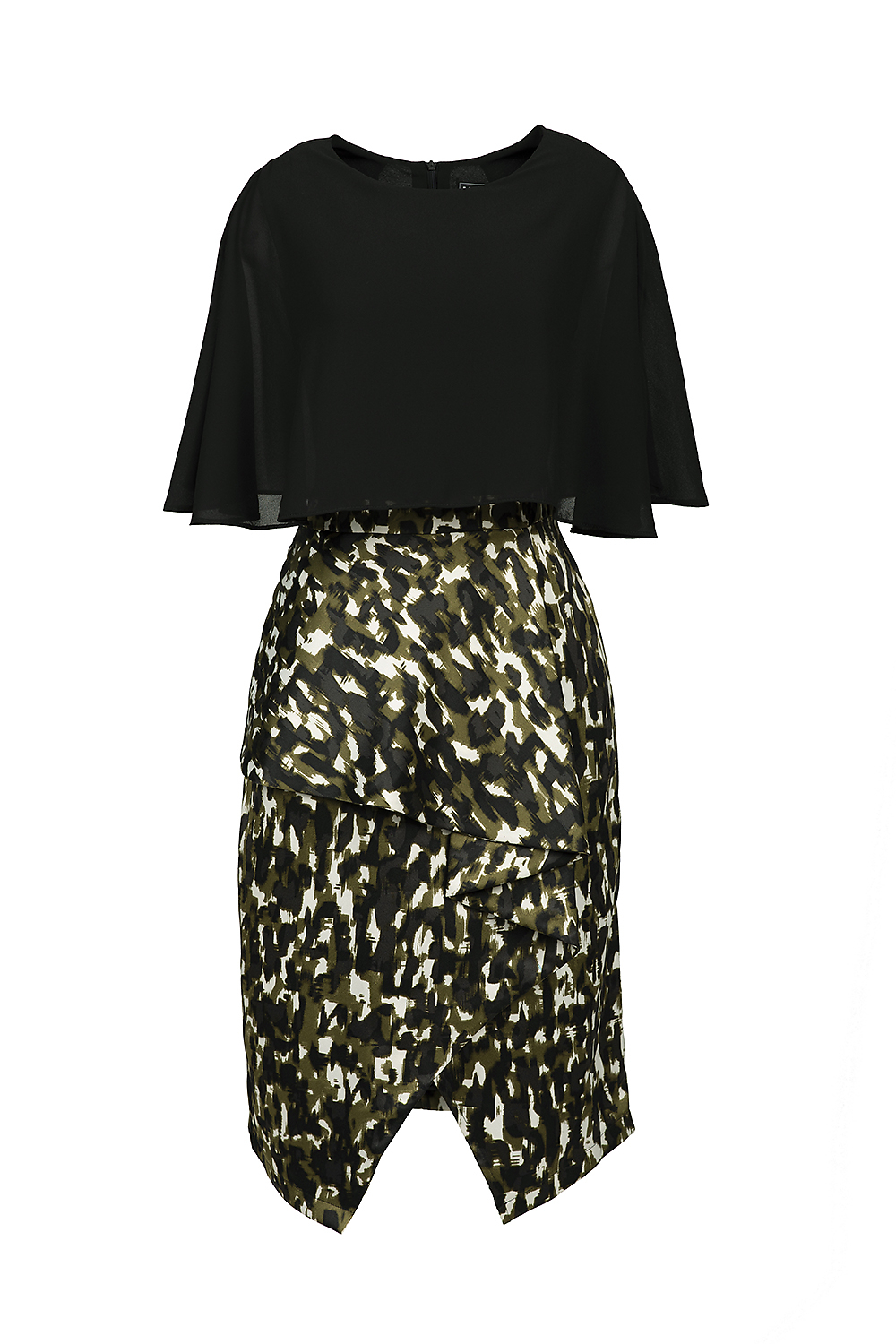 Đầm chữ A xẻ trước cổ tròn 