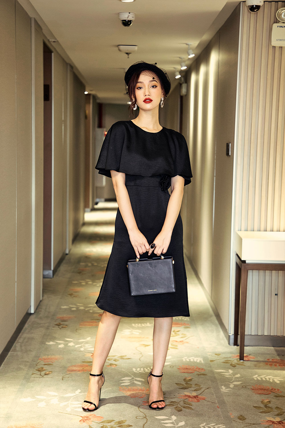 Đầm đi tiệc dáng dài nhấn eo 