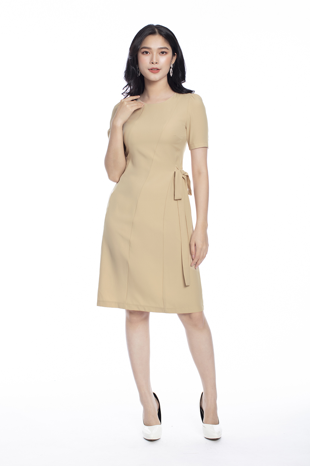 Đầm chữ A cổ tròn eo thắt nơ 