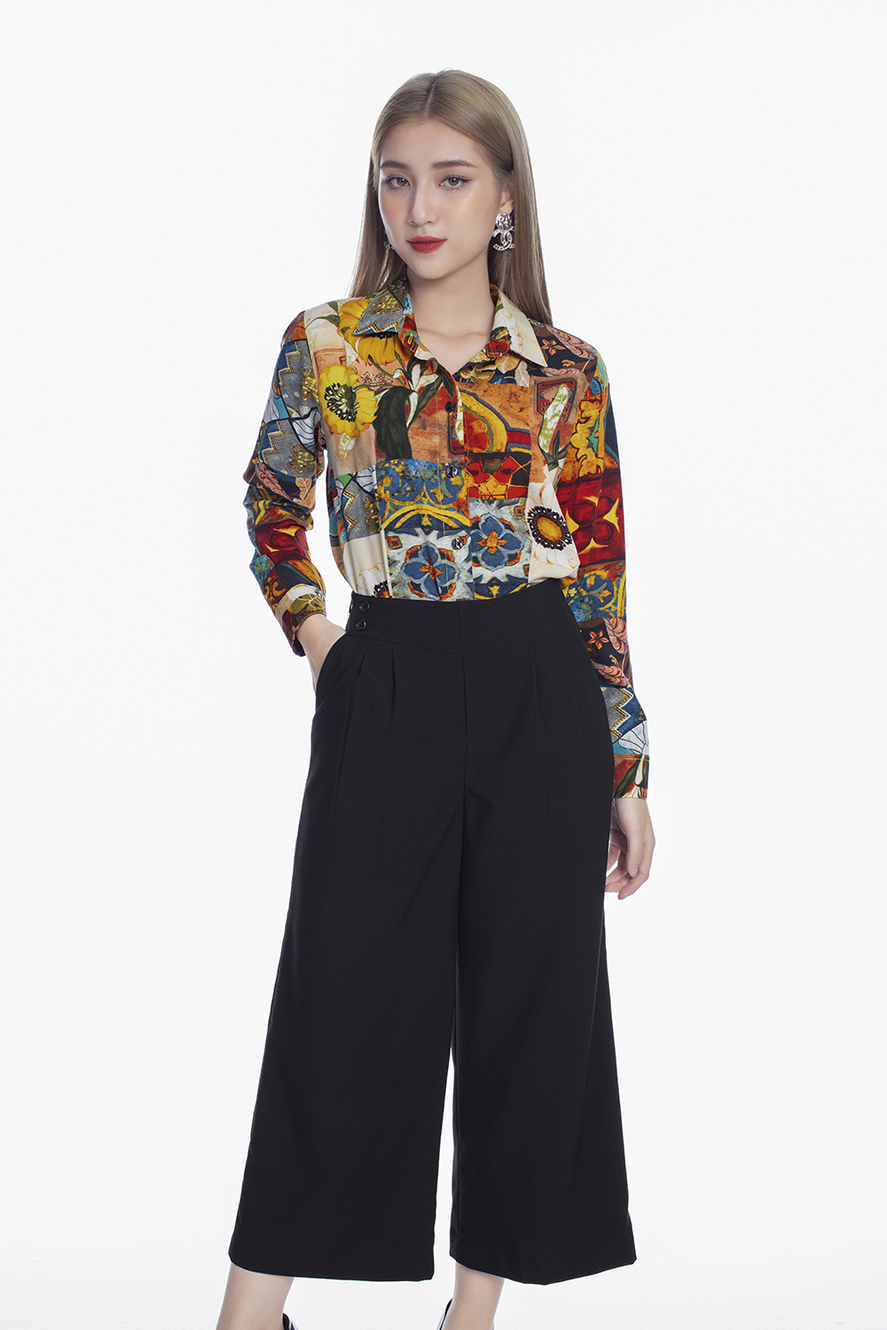 Áo sơ mi họa tiết tay dài 