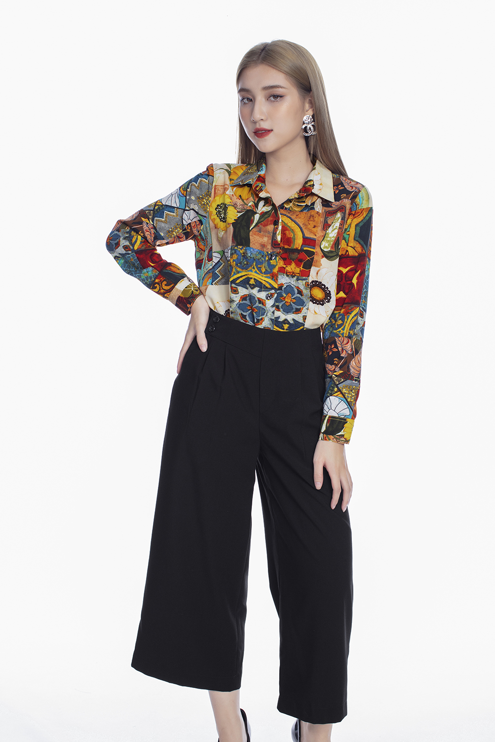 Áo sơ mi họa tiết tay dài 