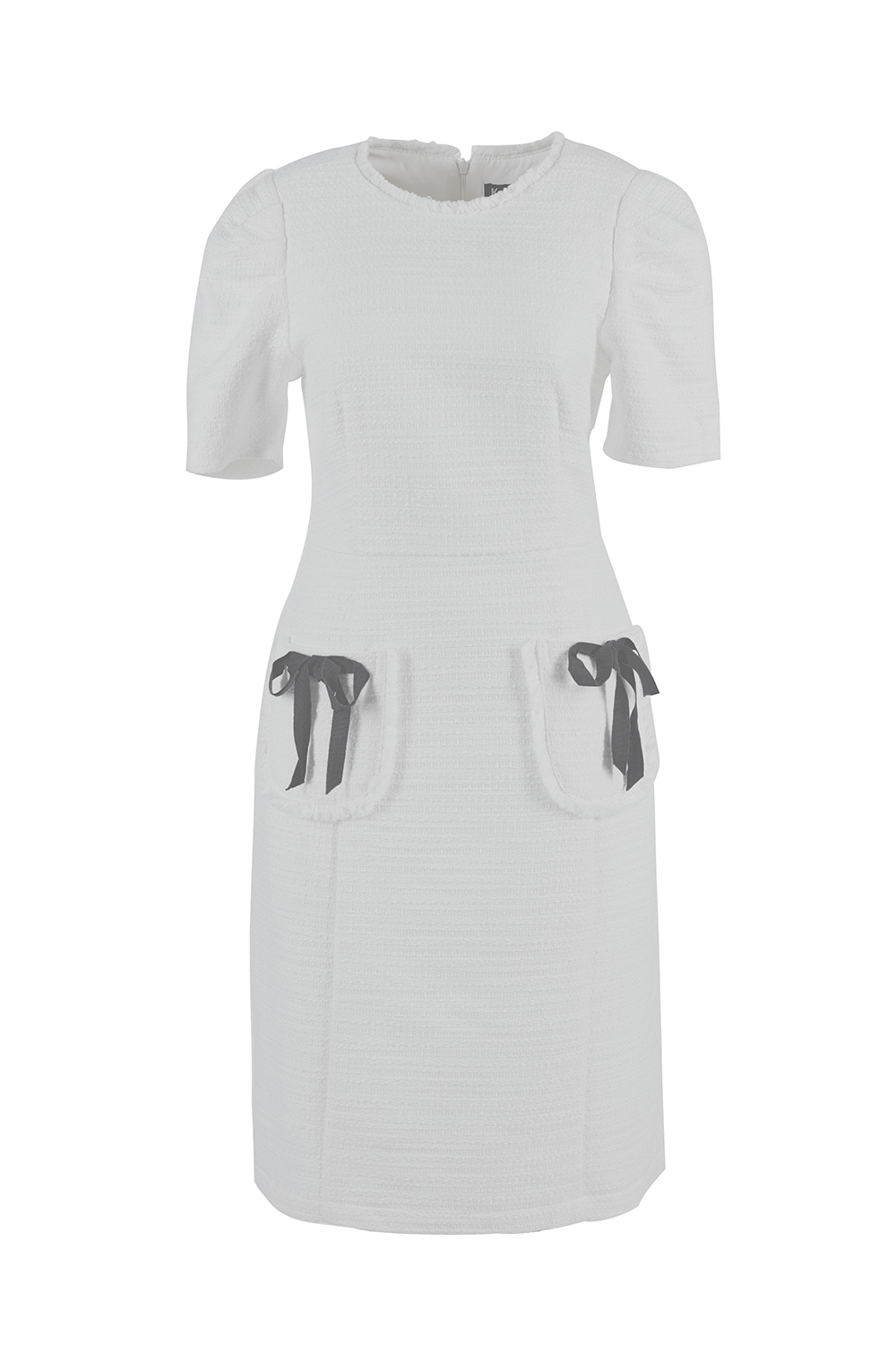 Đầm chữ A cổ tròn hai túi phối nơ 