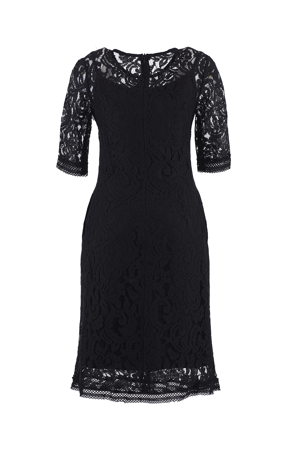 Đầm ren đen đính cúc tay lỡ 