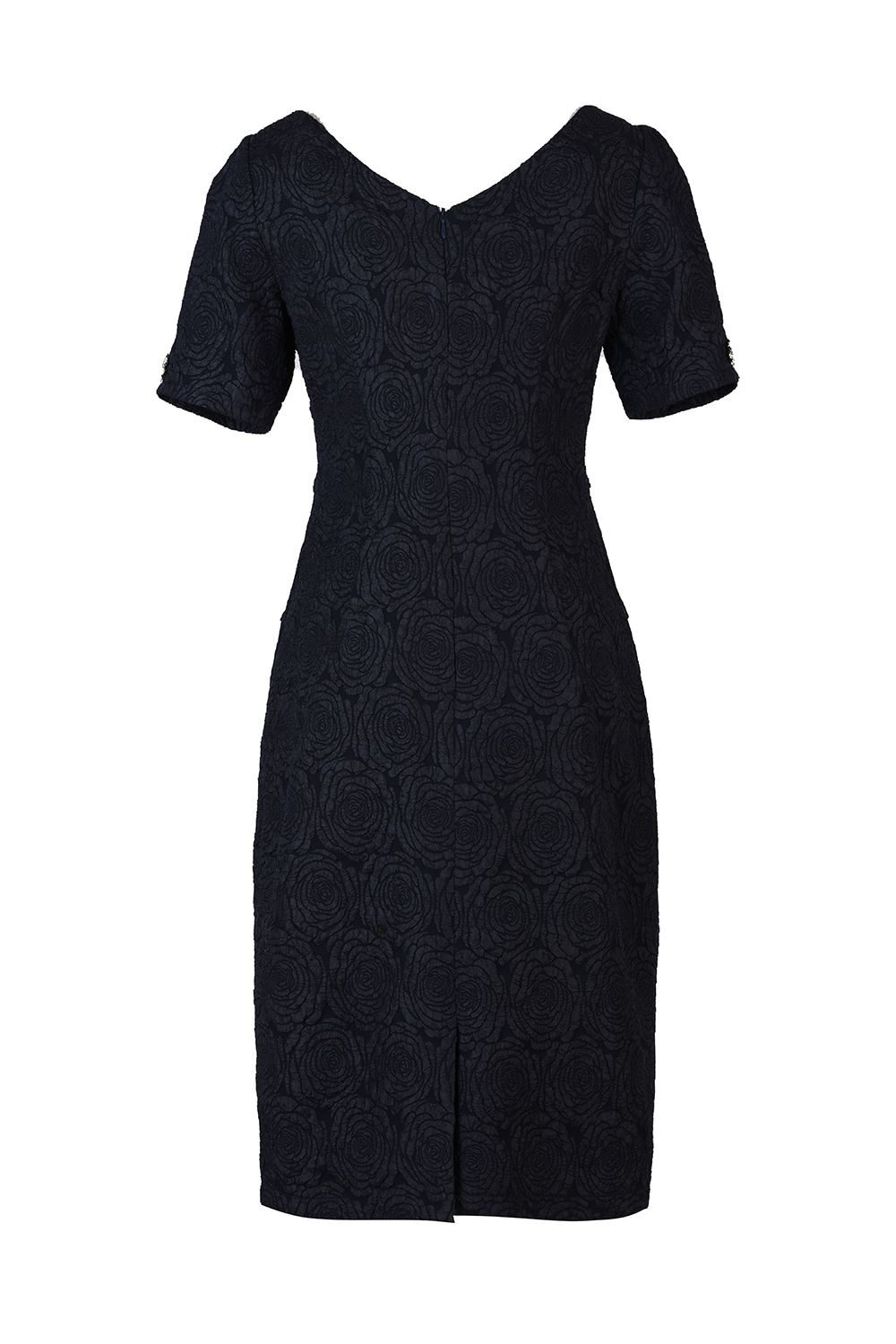 Đầm liền chữ A phối nút 