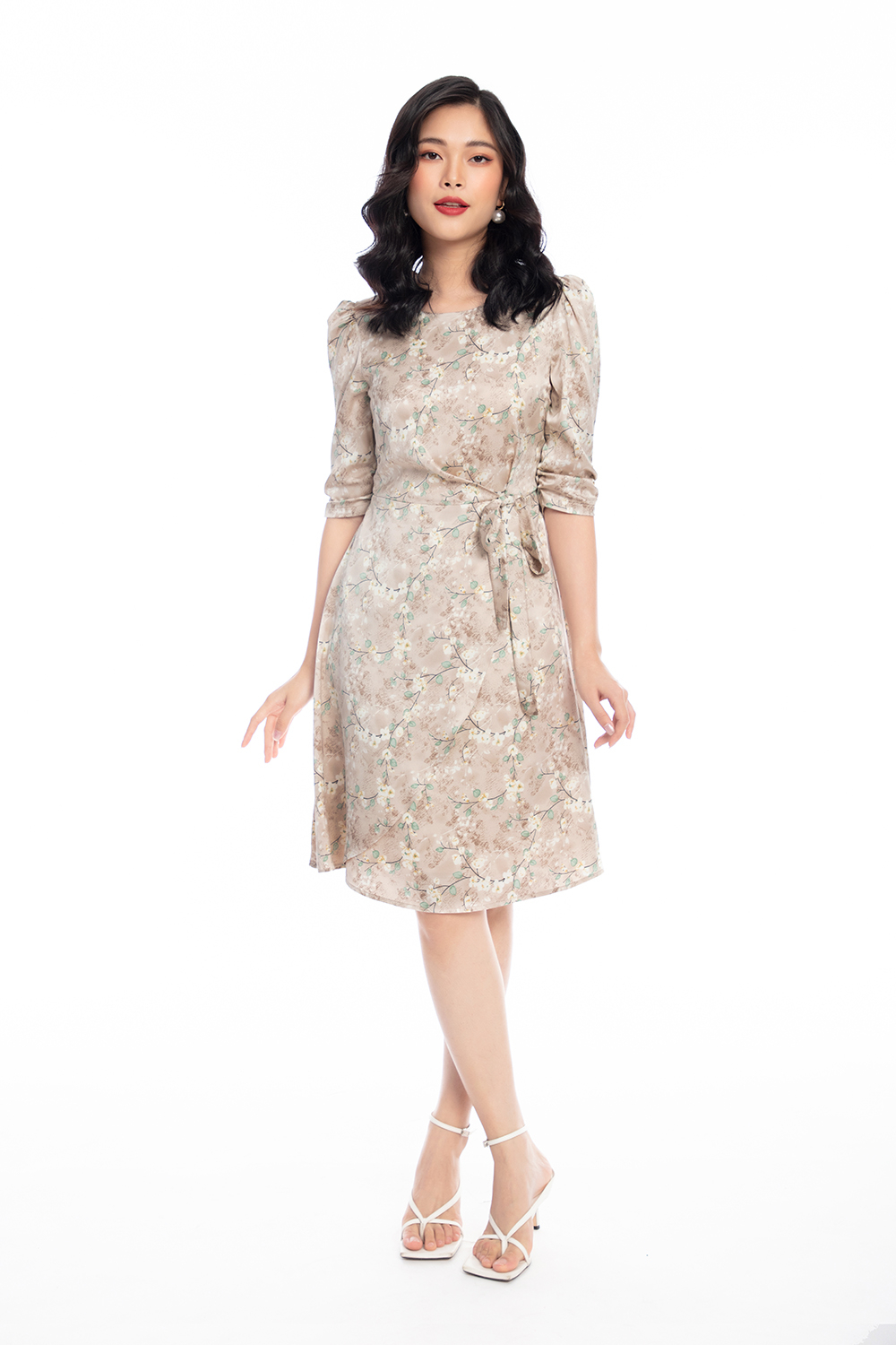 Đầm chữ A họa tiết hoa phối nơ eo 