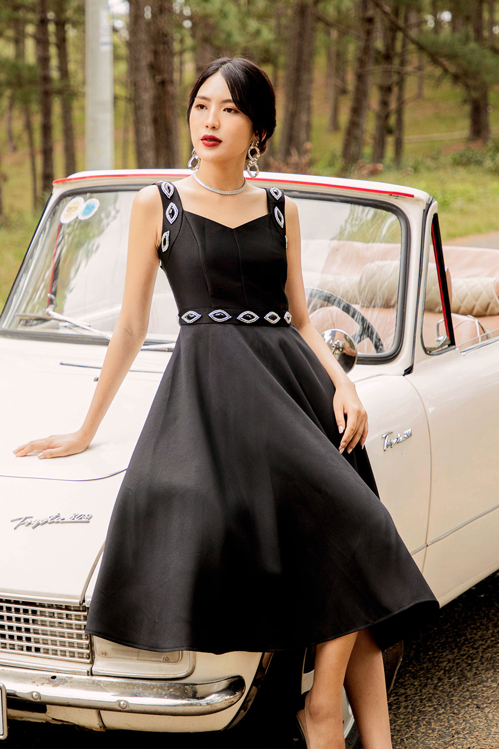 10 mẫu váy đầm xòe cứ mặc là “auto” đẹp
