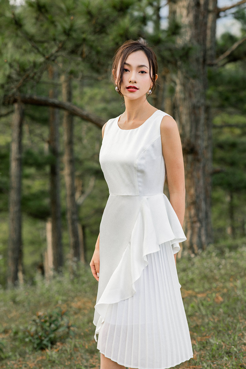 Đầm chữ A tùng xếp ly phối bèo 