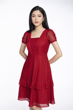 Đầm đỏ dáng xòe tùng váy viền bèo