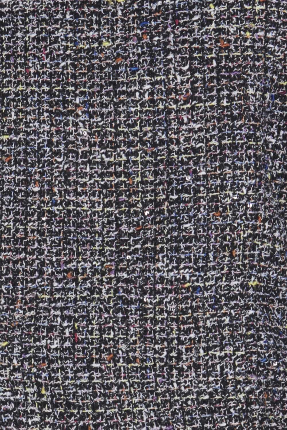 Áo khoác lửng tay lỡ phối viền trắng 