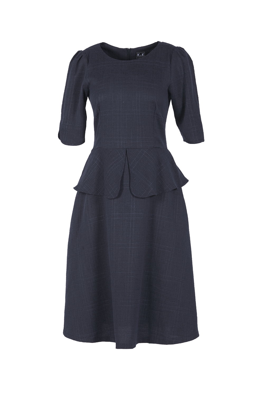 Đầm peplum dáng xòe tay lỡ 