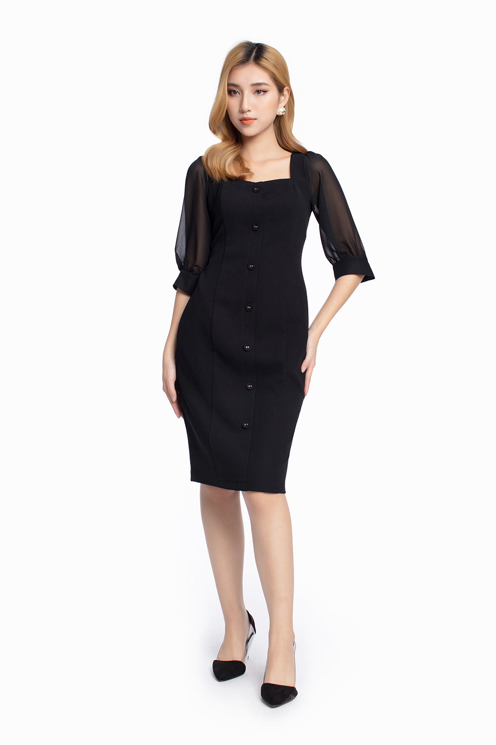 Đầm sơ mi màu đen tay lỡ phối voan 