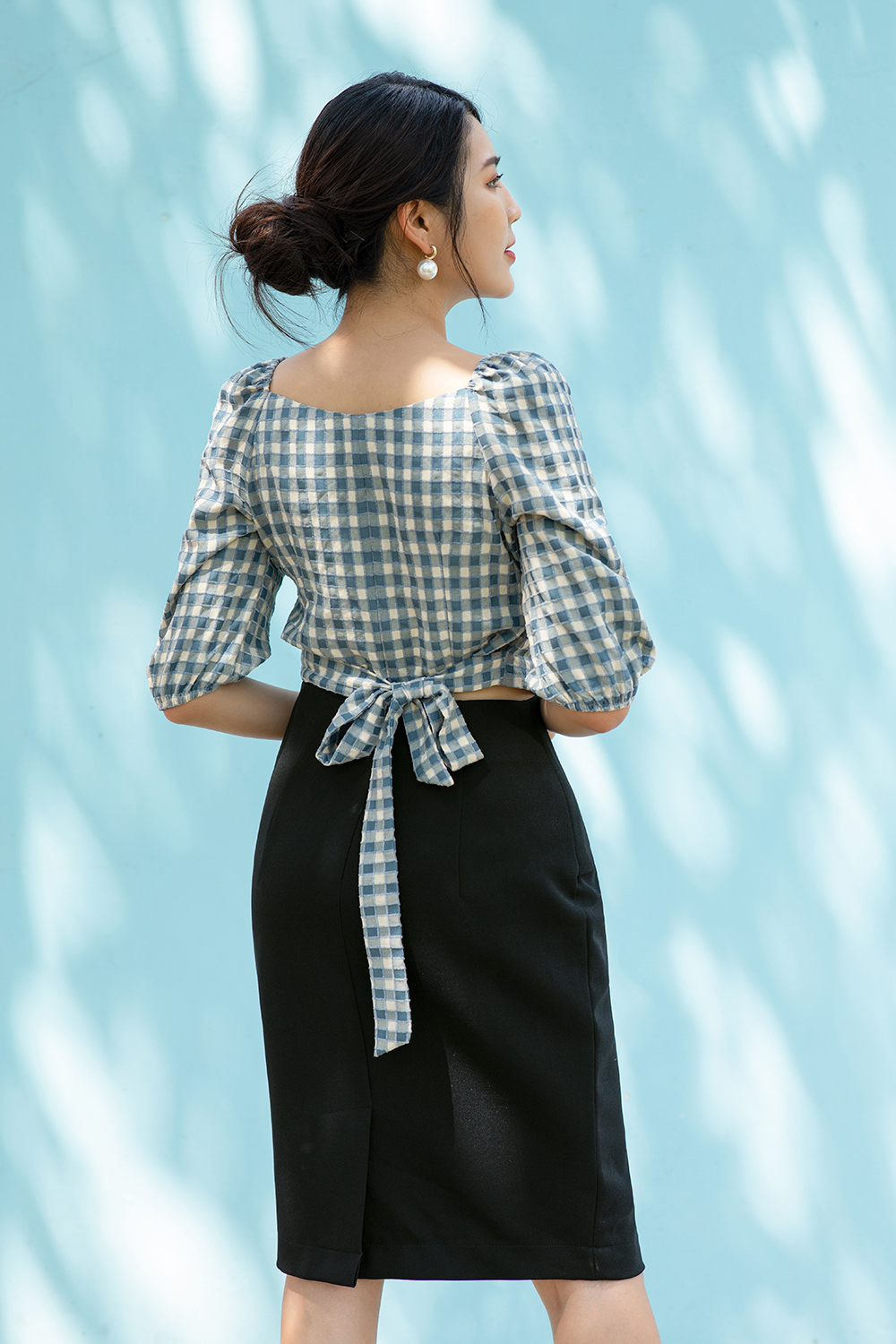 Áo kiểu tay lửng đắp chéo 