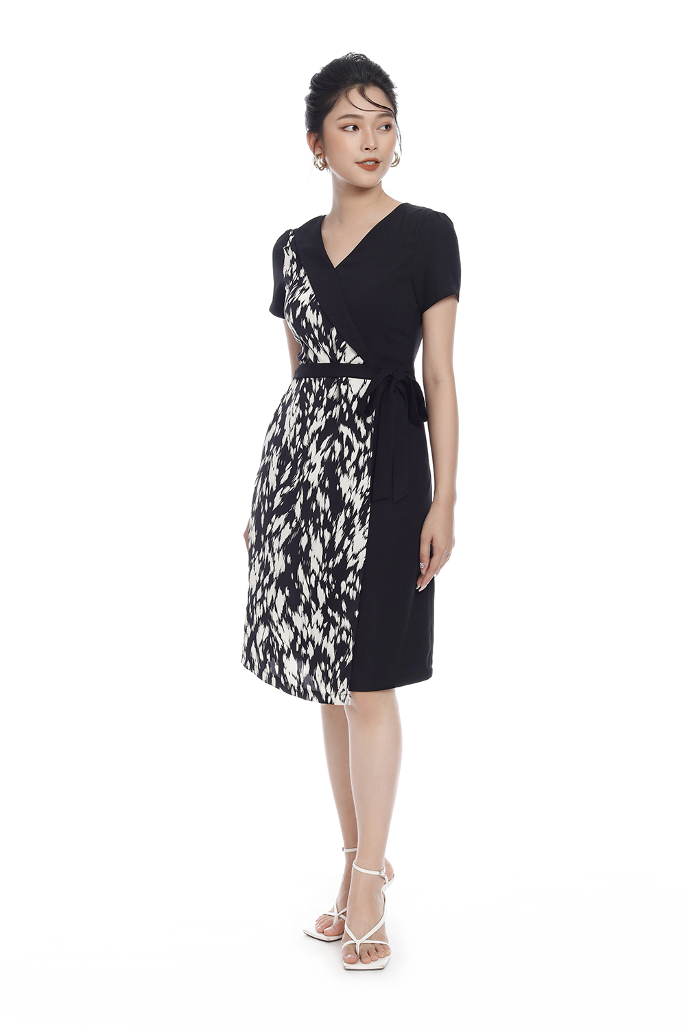 Đầm quấn wrap dress nhấn eo phối nơ 