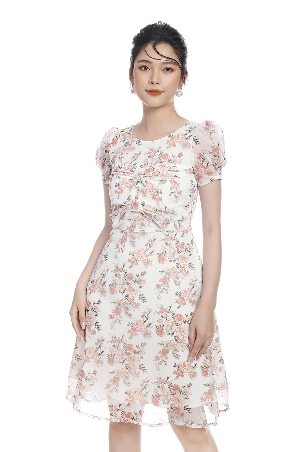 Đầm voan hoa xòe phối nơ ngực 