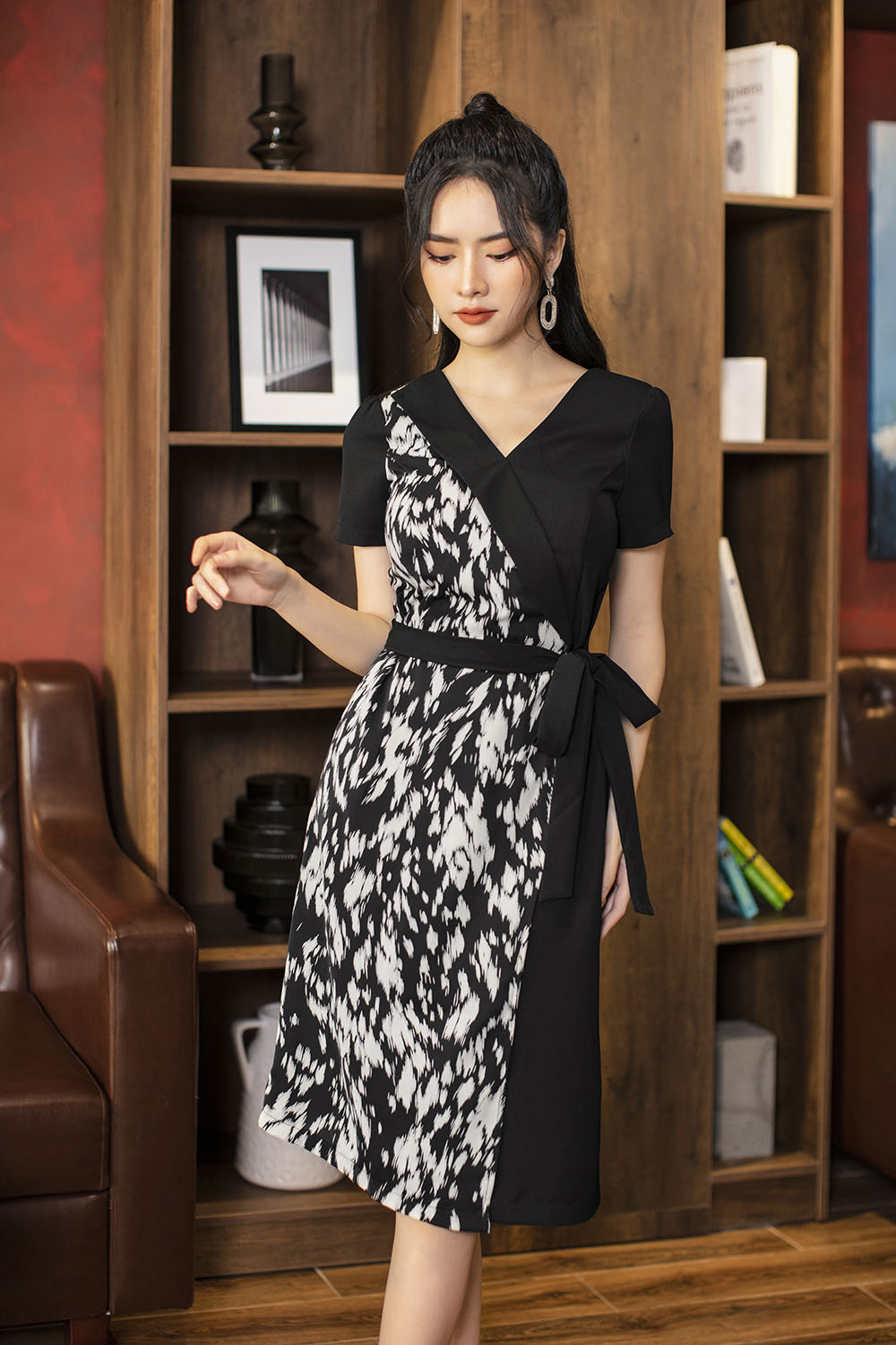 Đầm quấn wrap dress nhấn eo phối nơ 