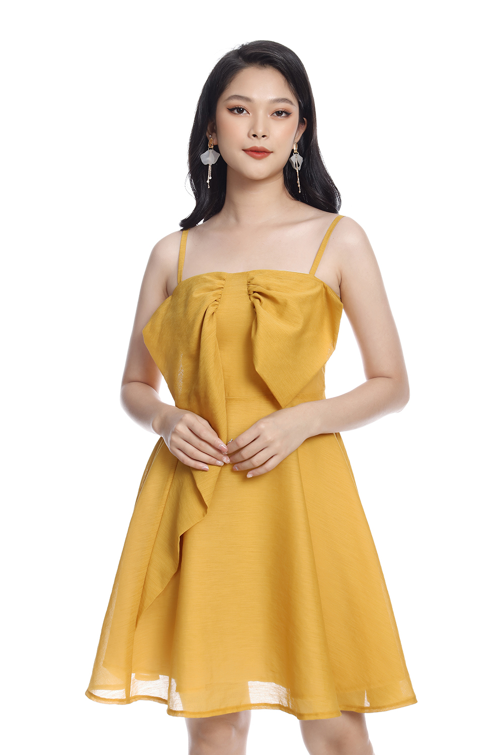 Tổng hợp Váy 2 Dây Bản To Màu Vàng giá rẻ bán chạy tháng 82023  BeeCost