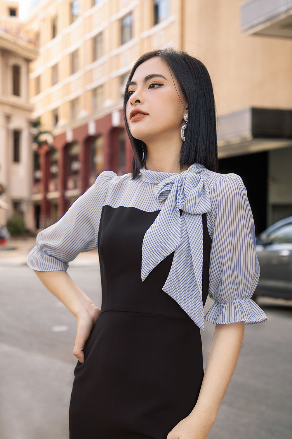 Đầm chữ A tay lỡ phối nơ 