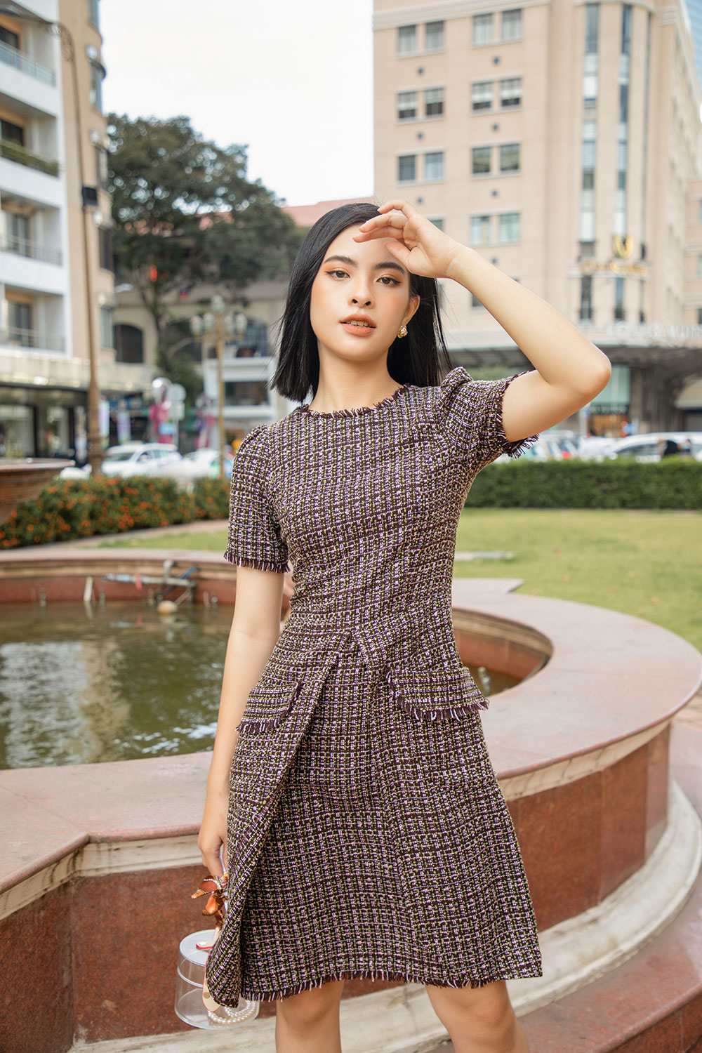 Đầm chữ A tùng xẻ phối túi 