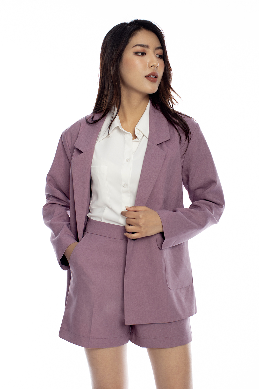 Áo khoác blazer tím phối hai túi nổi 