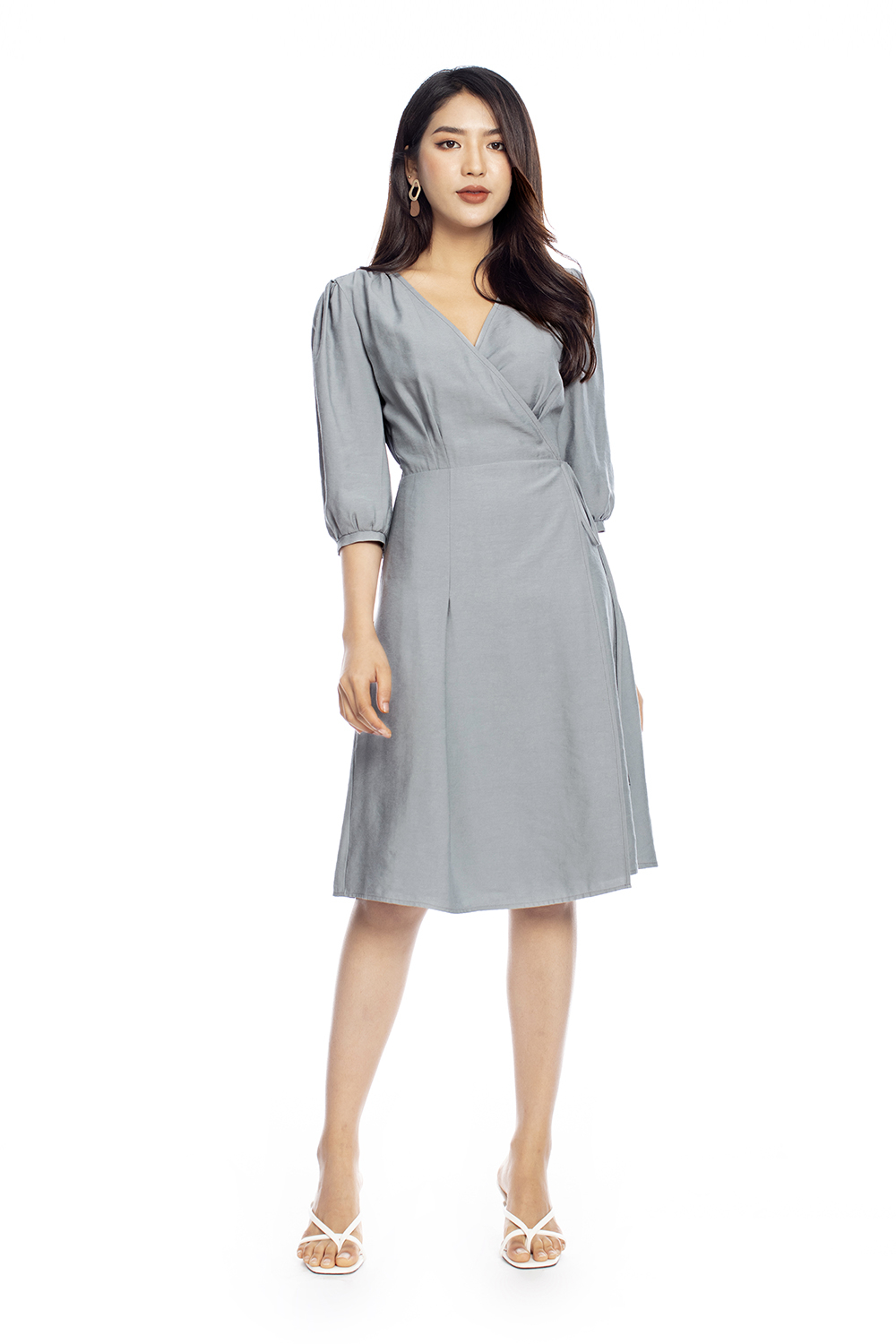 Đầm wrap dress tay lỡ cổ V 