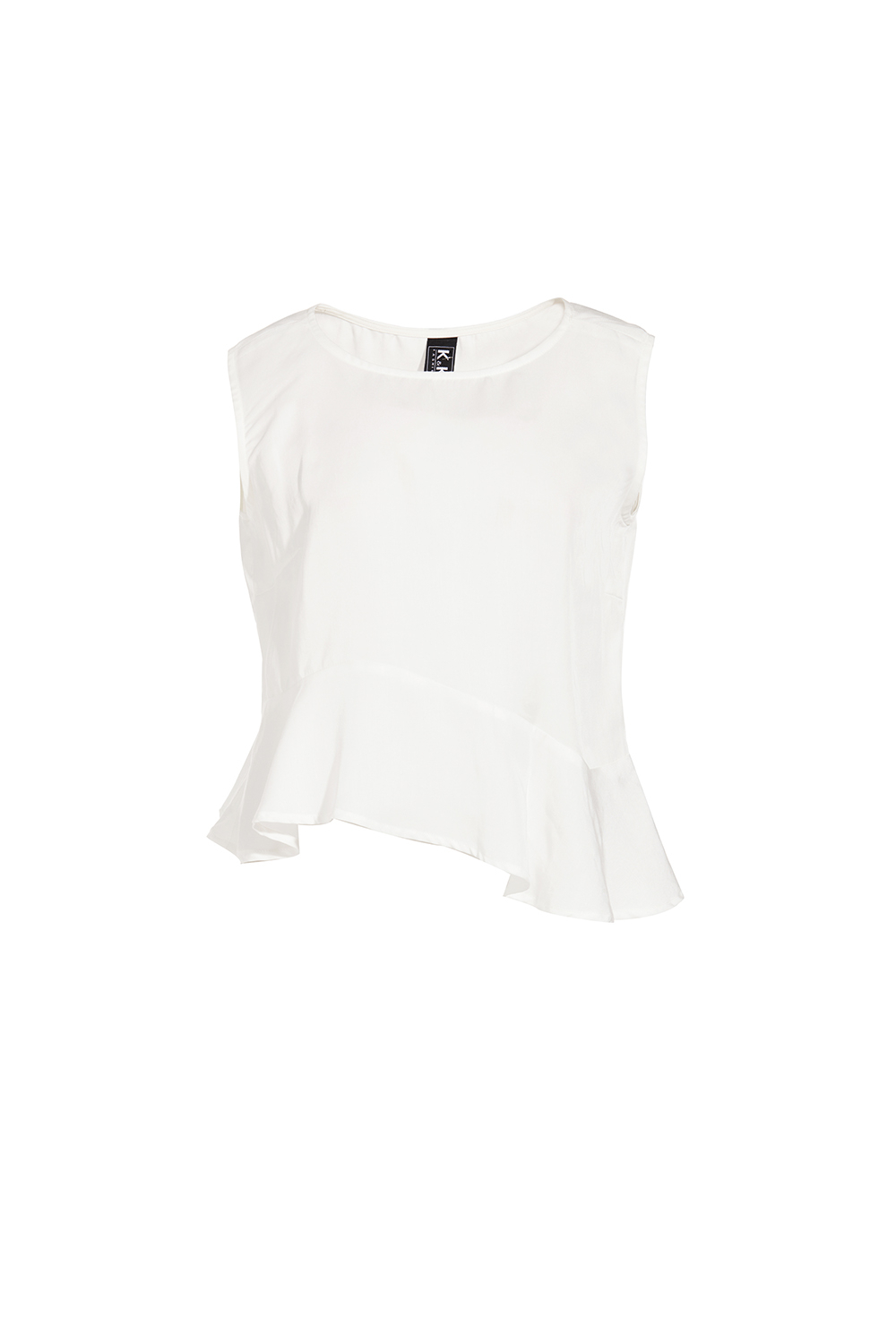 Áo trắng phối bèo sát nách 