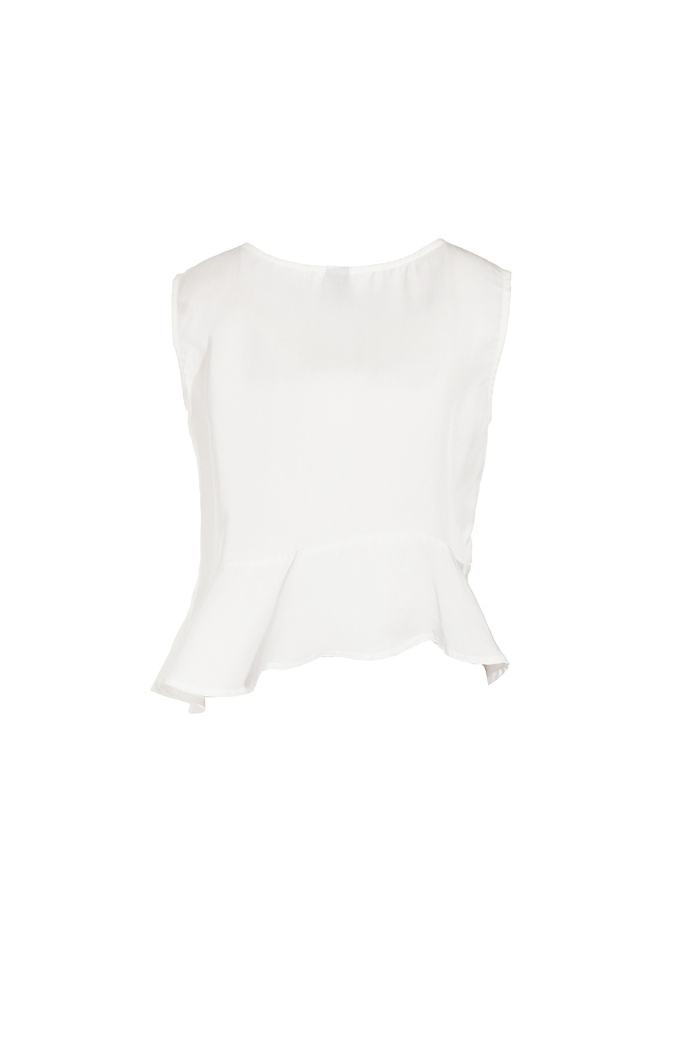 Áo trắng phối bèo sát nách 