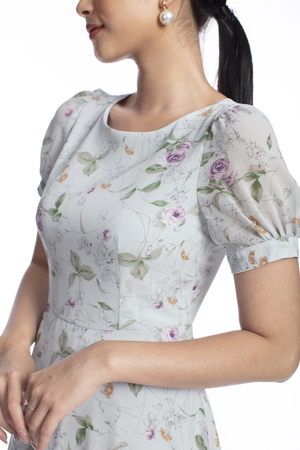 Đầm hoa dáng xòe tay ngắn 