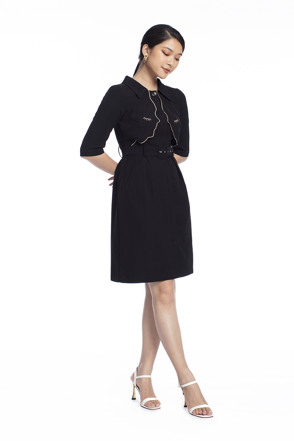 Đầm đen dáng chữ A tay lỡ kèm thắt lưng