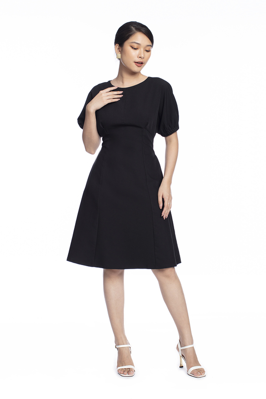 Đầm đen tay ngắn KK106-17
