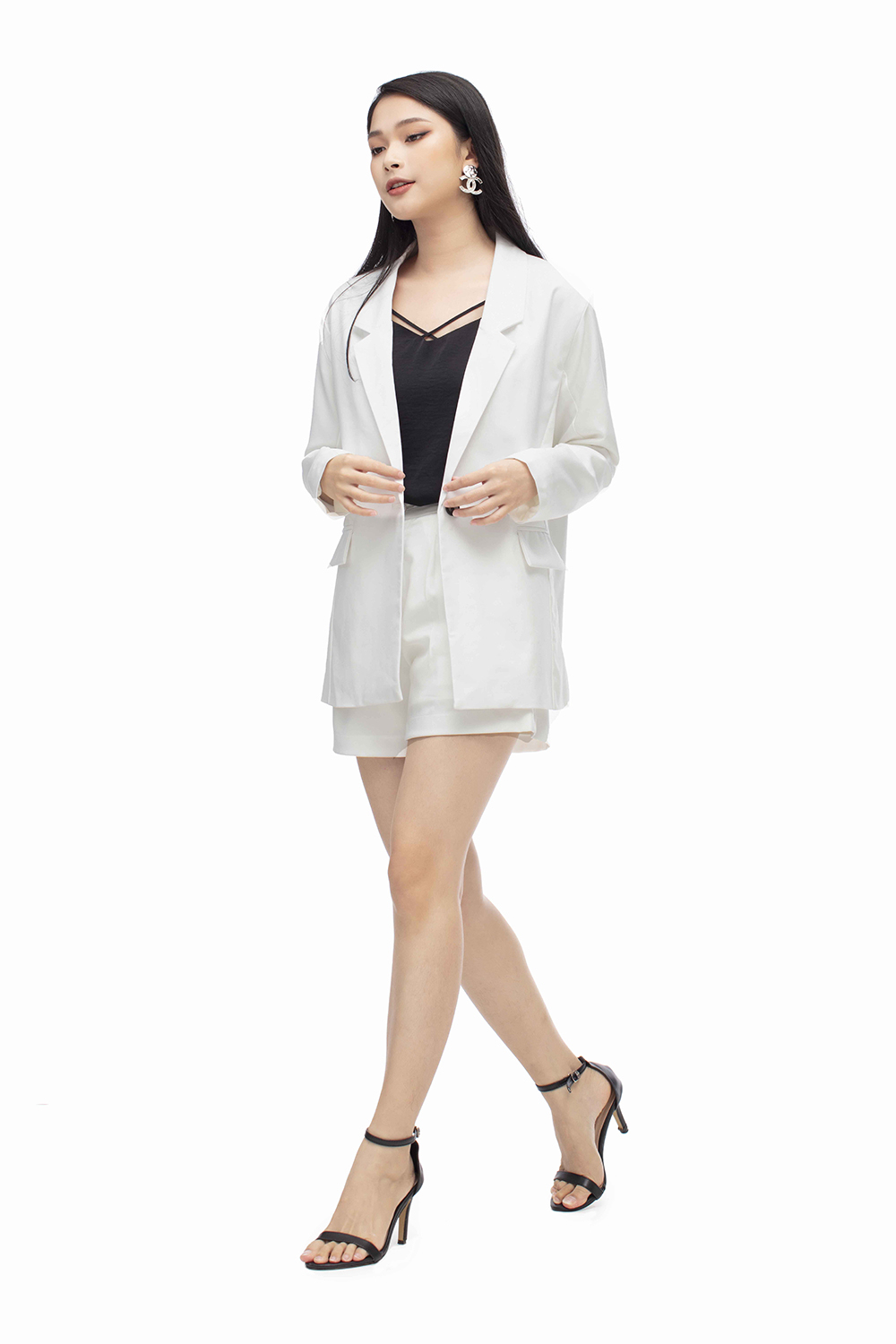 Áo blazer nữ trắng tay dài 