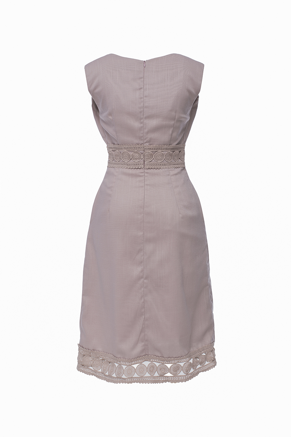 Đầm sát nách cổ V phối ren 