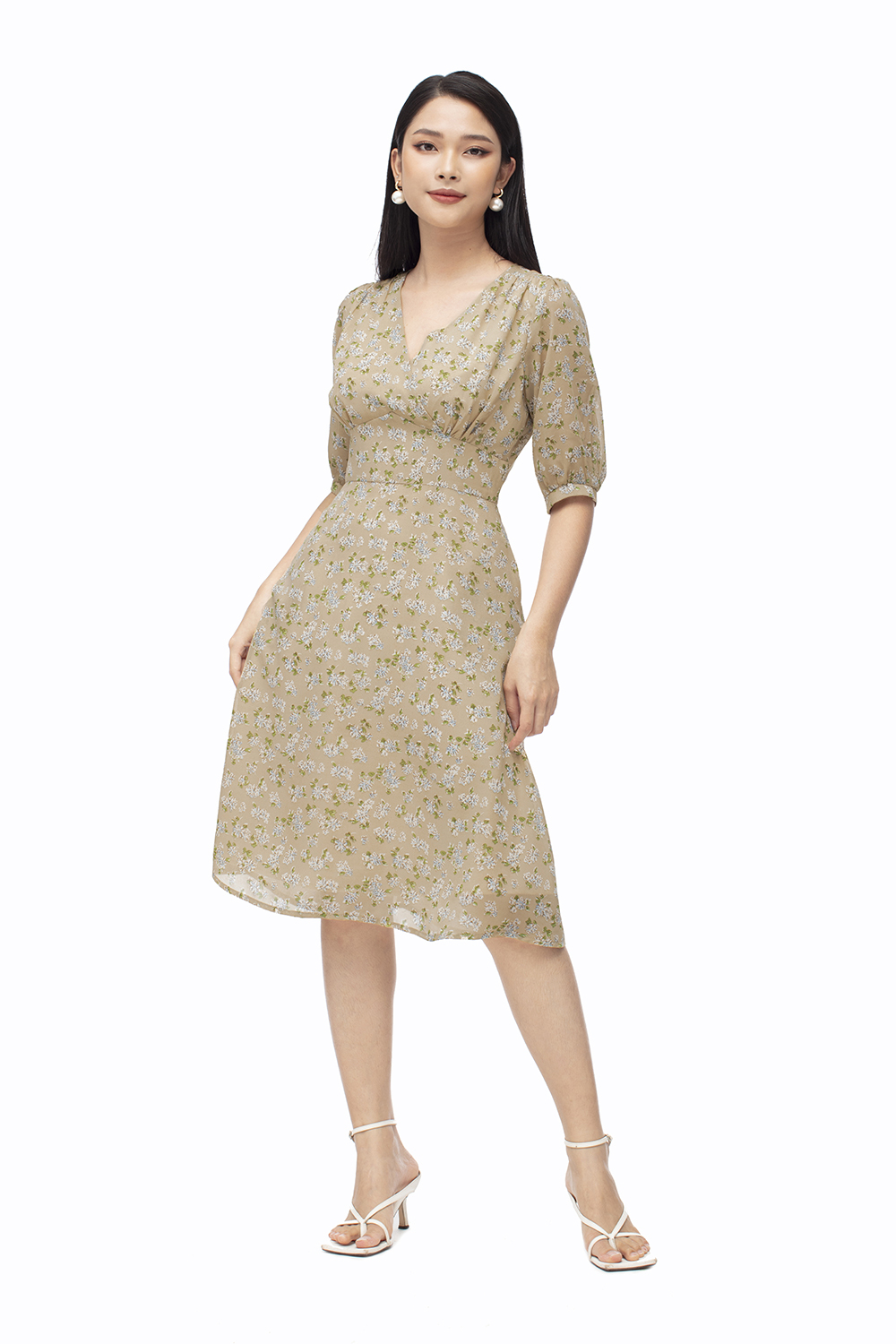 Đầm xòe hoa nhí tay lỡ cổ V