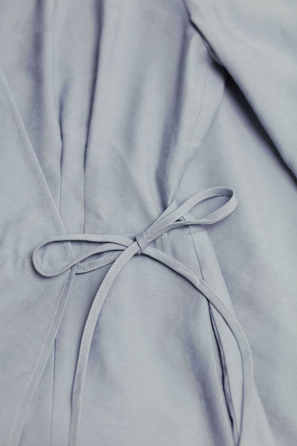 Đầm wrap dress tay lỡ cổ V 