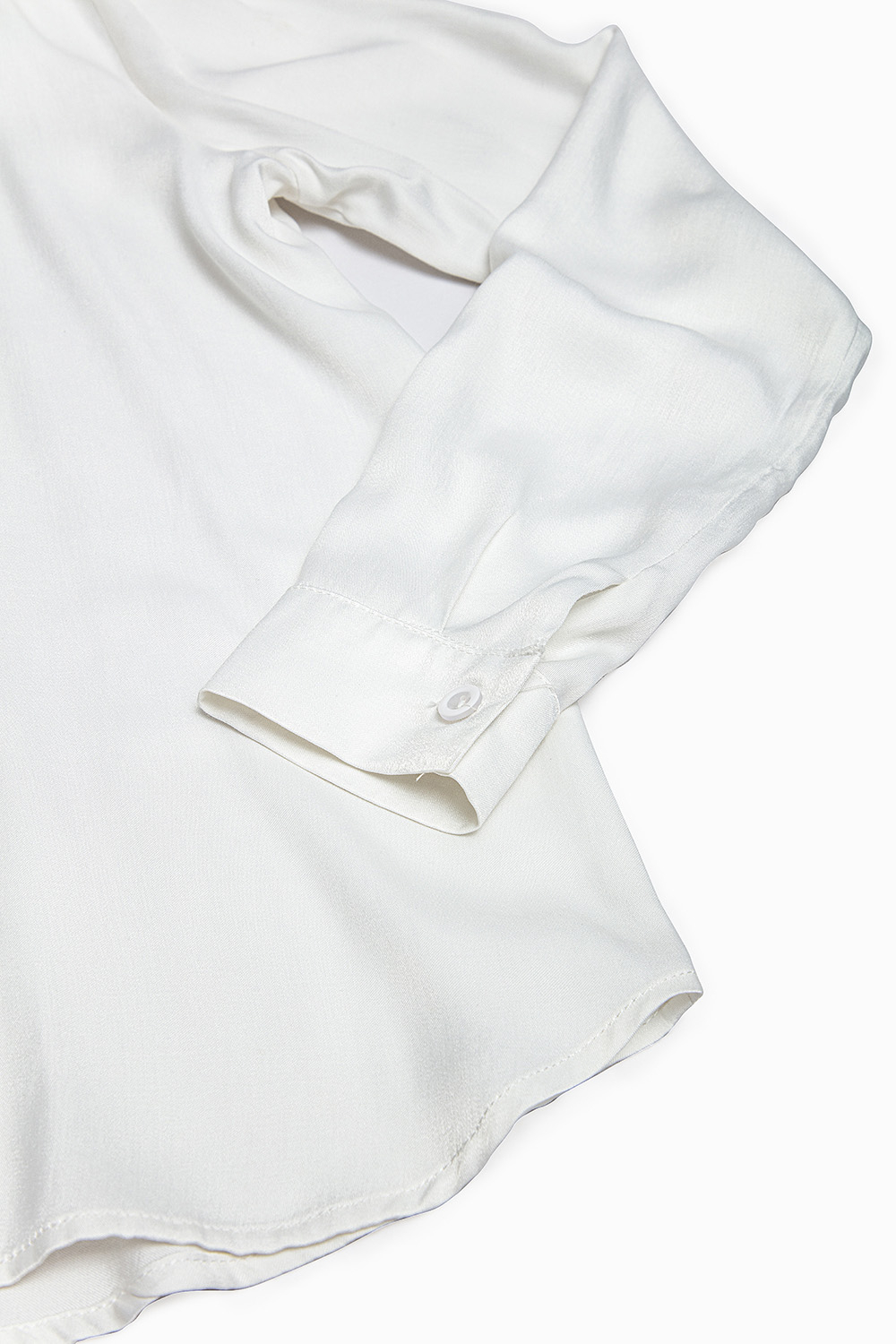 Áo sơ mi trắng dài tay 